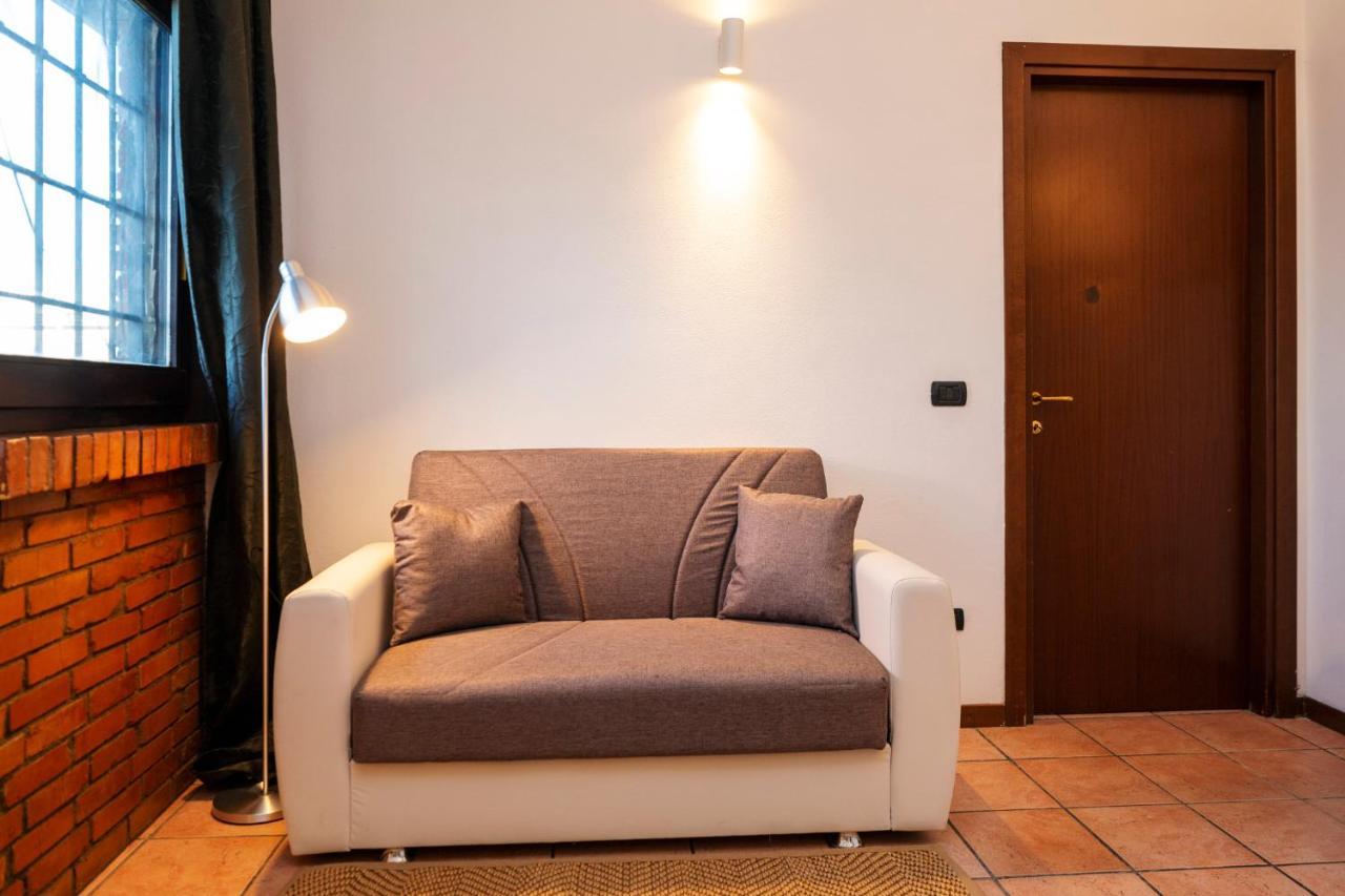 Residence San Raffaele 1 Milan Exterior photo